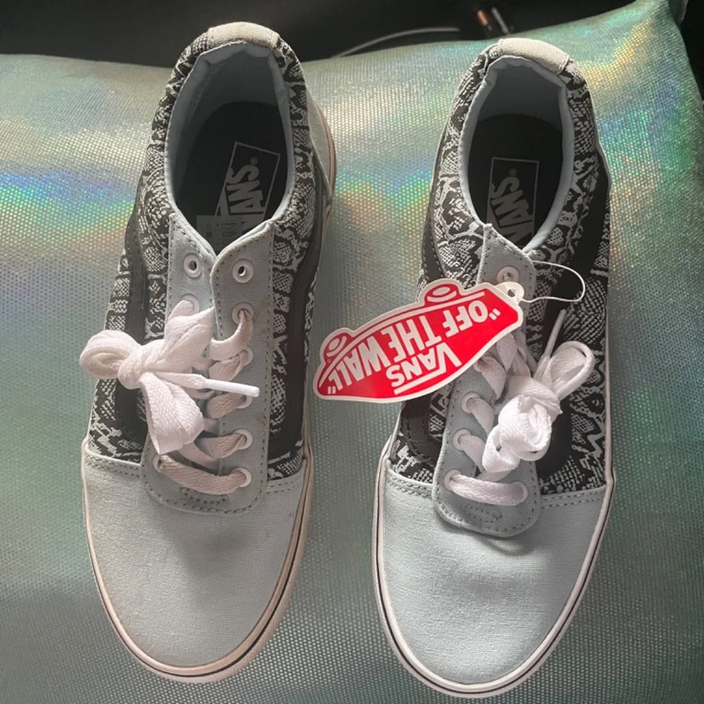 NWT Vans - Picture 8 of 8